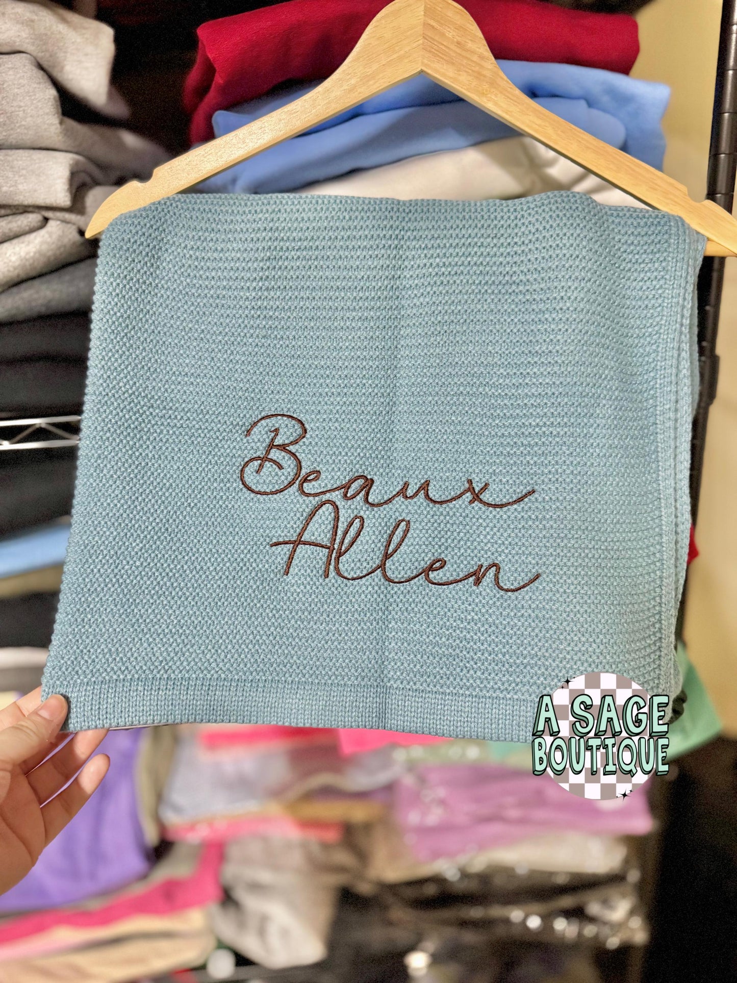 Embroidered name knitted blanket quilt with custom monogram, personalized baby blanket, baby quilt, embroidered custom blanket, cursive name