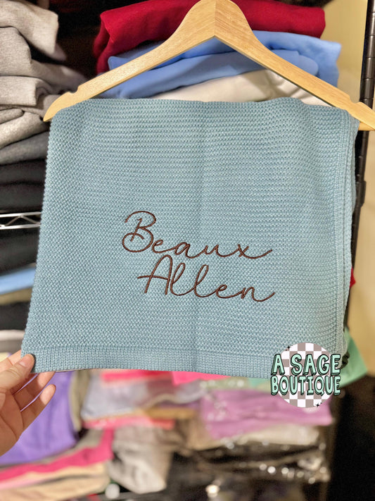 Embroidered name knitted blanket quilt with custom monogram, personalized baby blanket, baby quilt, embroidered custom blanket, cursive name